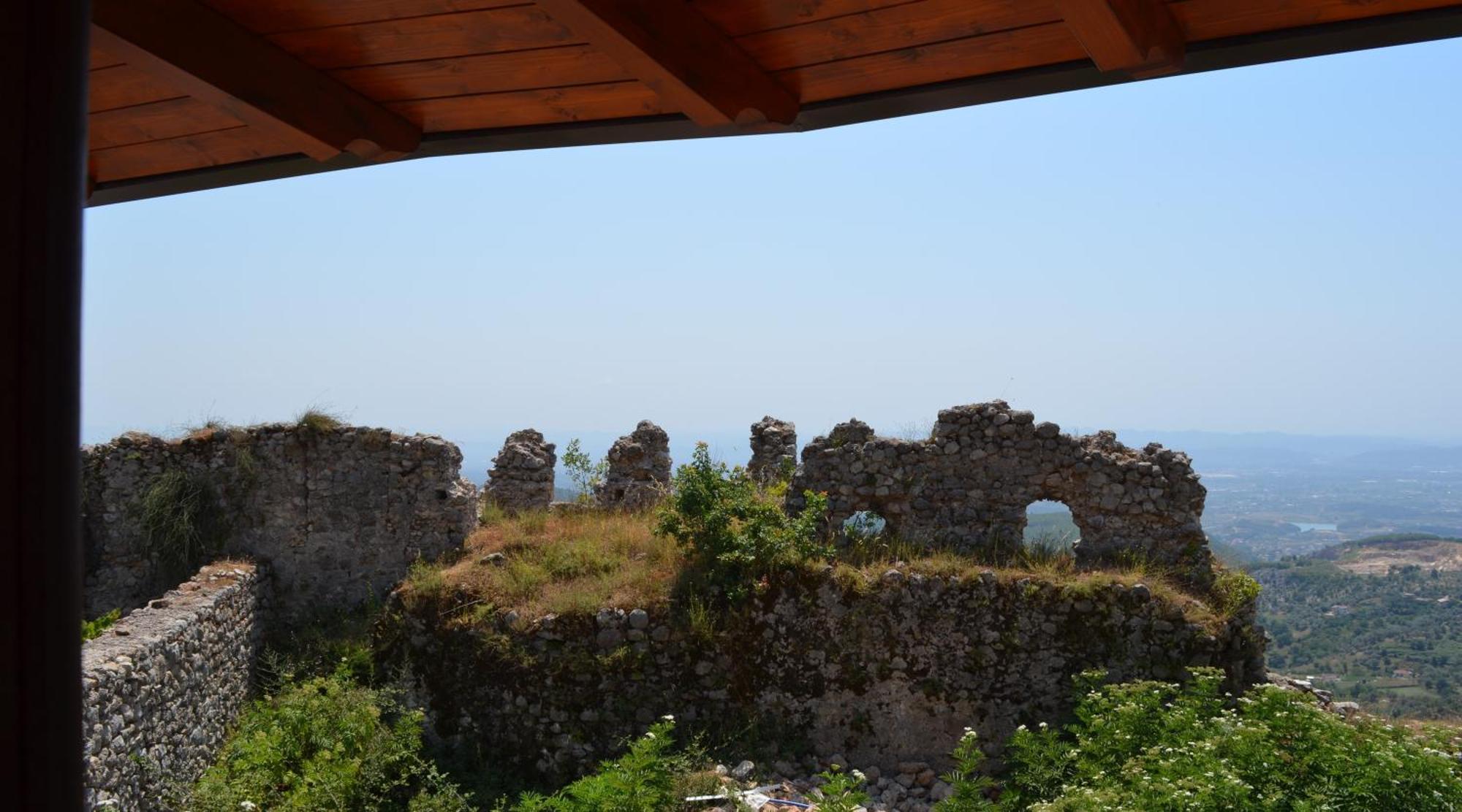 The House Of Dollma , Inside Kruja Castle 호텔 외부 사진