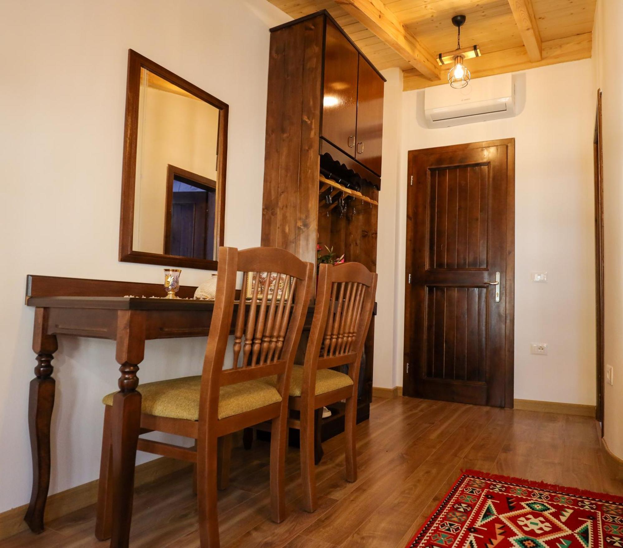 The House Of Dollma , Inside Kruja Castle 호텔 외부 사진