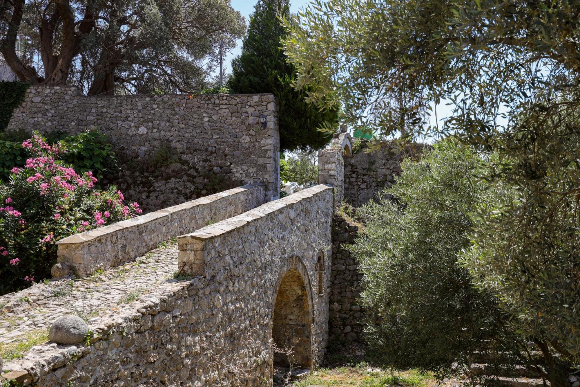 The House Of Dollma , Inside Kruja Castle 호텔 외부 사진